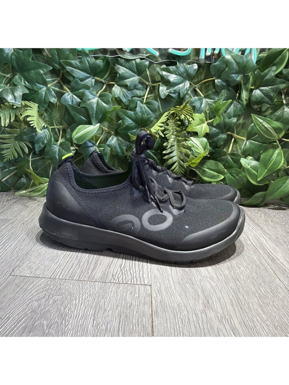 Oofos Oomg Sport LS Men Size 9.5 Shoes Triple Black Recovery Athletic Sneakers